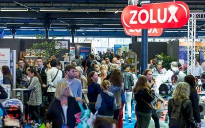 Photo d'une foule d'une trentaine de visiteurs lors du salon Paris Animal Show d'Exposalons, utilisateur de la plateforme Planexpo